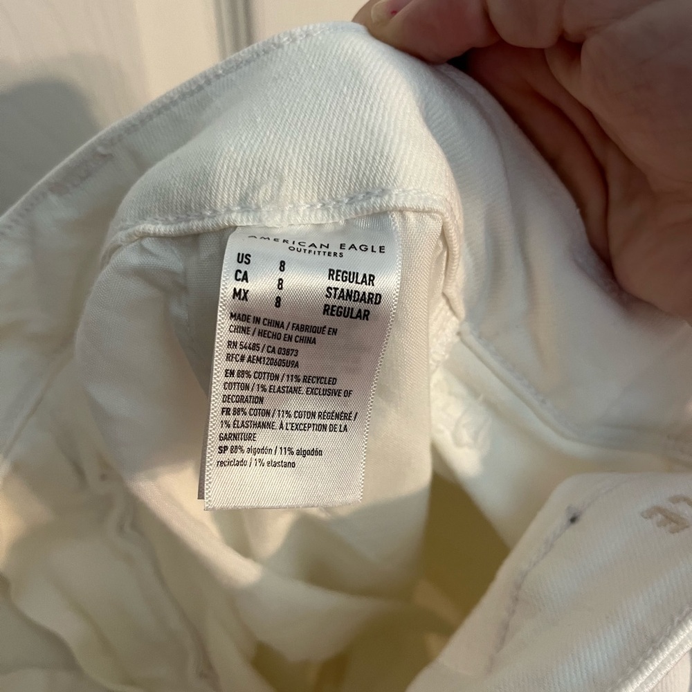 American Eagle Super High Rise Wide Leg Baggy White Cargo Jeans - Picture 9 of 9